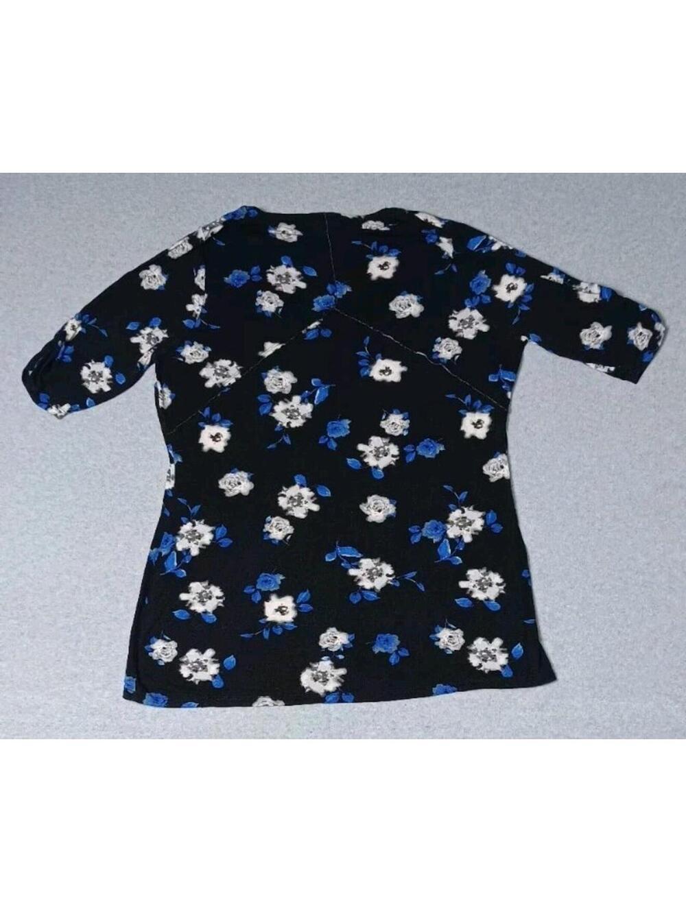 Torrid 3/4 Sleeve Partial Button Up Blouse Womens Size 2XL Black With Blue... - Picture 8 of 12